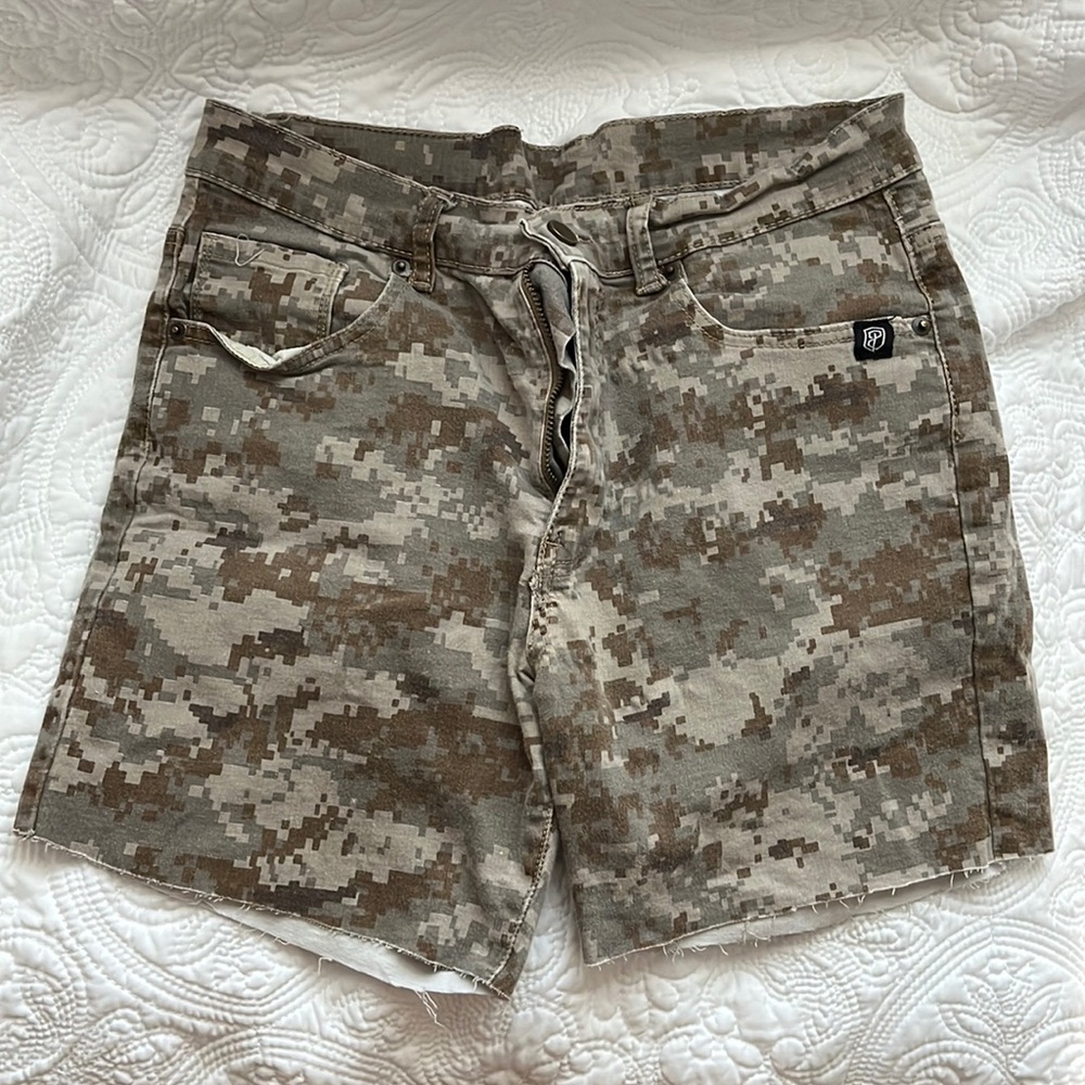 Born primitive jorts